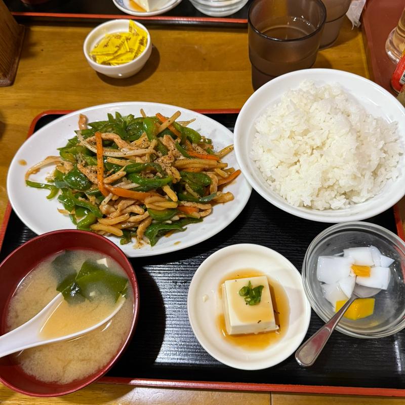 青椒肉絲(中華料理 晴晴居酒屋)