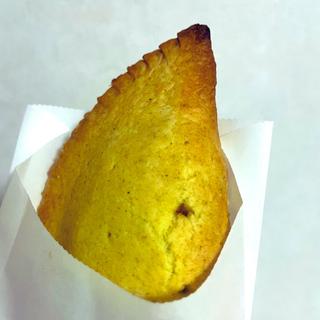 巨大なジャマイカ餃子(Harding's Caribbean Kitchen Truck)
