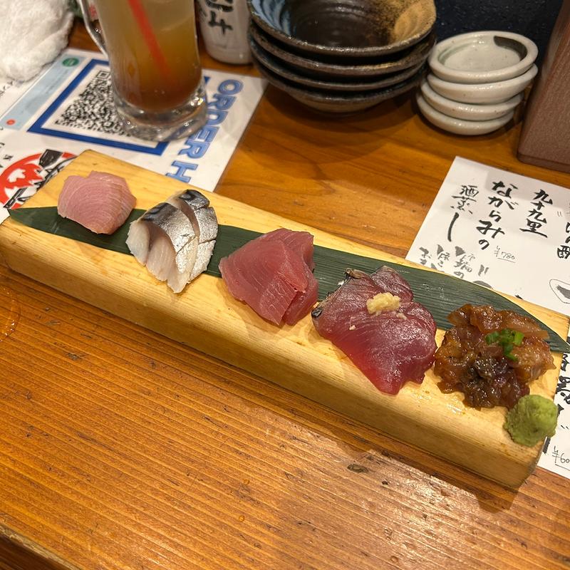 お通し(マグロと炉端成ル)