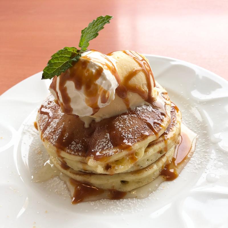 キャラメルハニーパンケーキ（3枚）(デニーズ三郷店)