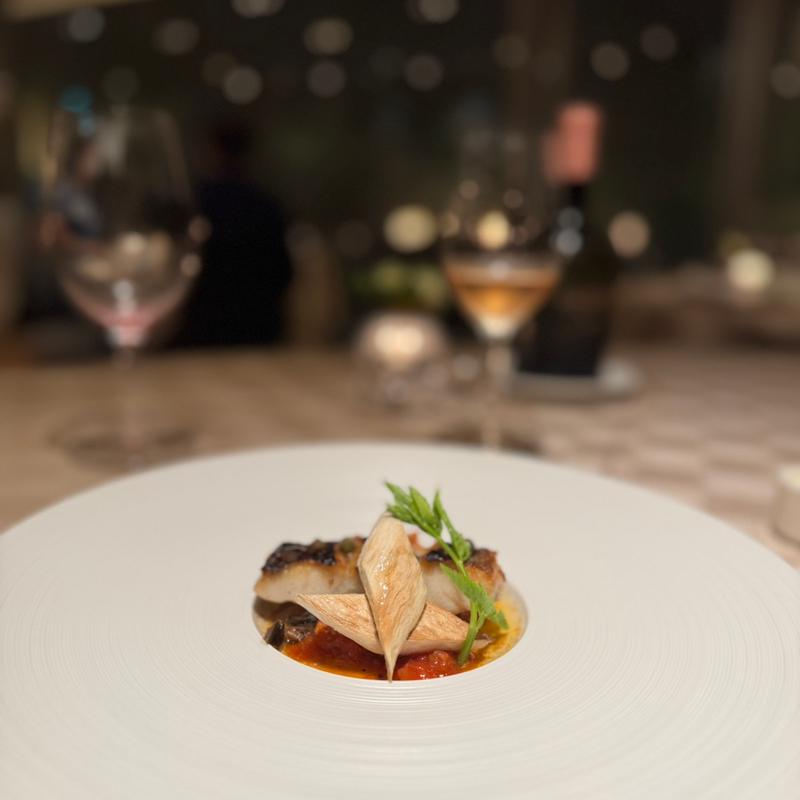 鮎魚女のソテー あおり烏賊のプッタネスカソース(THE HIRAMATSU HOTELS&RESORTS 仙石原)