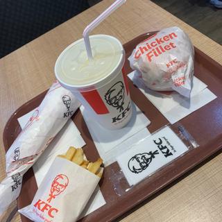 元祖チキンフィレバーガーセット(ケンタッキーフライドチキン上板橋店)