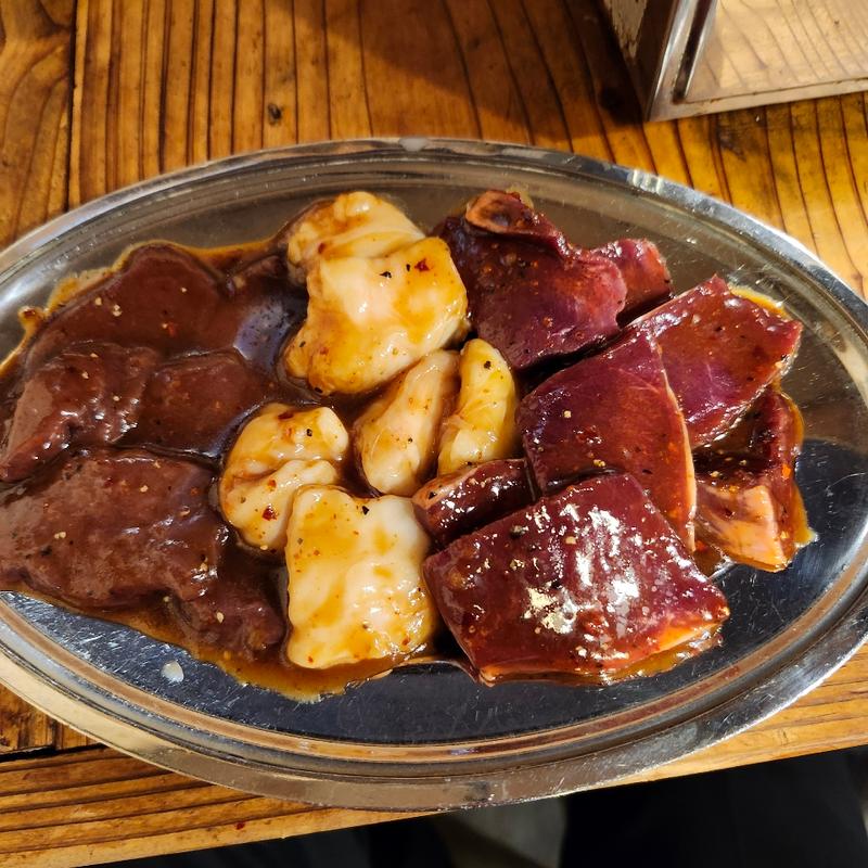 ホルモンミックス(大黒苑)