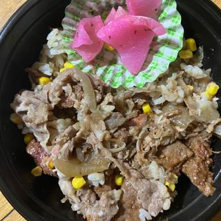 カルビ丼(喫茶サンルーム)