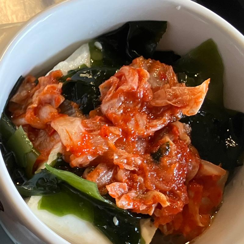 キムチやっこ(とまとらぁめんあかり)