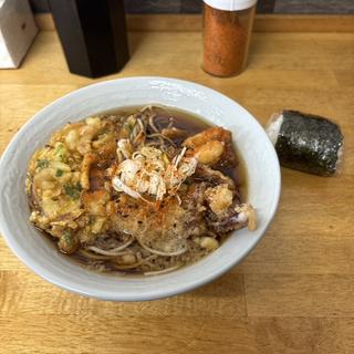 ゲソ天そば　半天ぷら　おにぎり(戸隠 （トガクシ）)