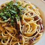 ホタルイカとエリンギのスパゲッティ(ラ・タベルナ )