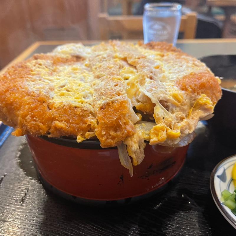 かつ丼（上）　大盛り(志ら井)