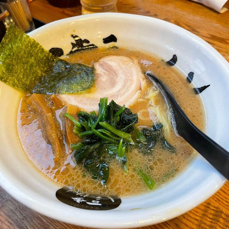 豚骨醤油ラーメン(百歩ラーメン 川越店)