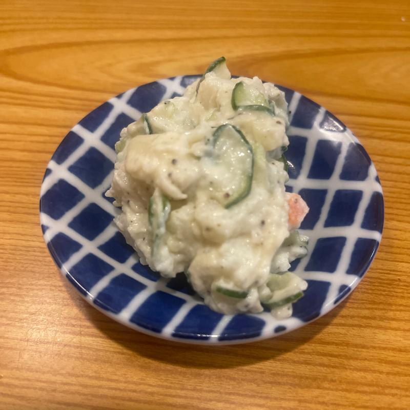 お通し　ポテサラ(武州うどんあかね&みどりダイニング)