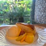 ミルクレープアイス添え(カフェスコール)