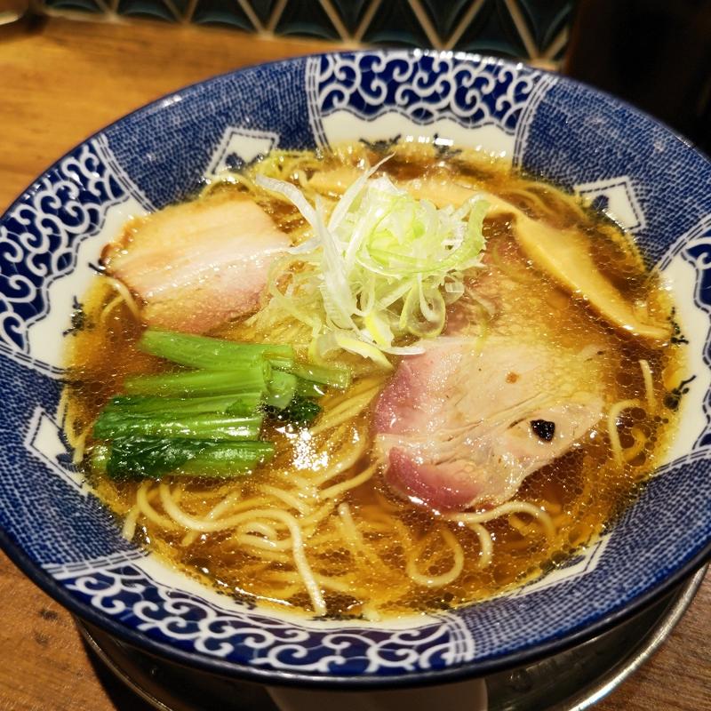 清湯醤油(ハマカゼ拉麺店)