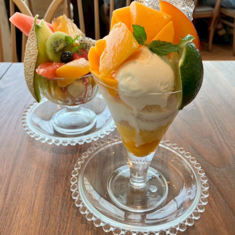 宮崎マンゴーパフェ(キャンベル・アーリー福岡空港店)