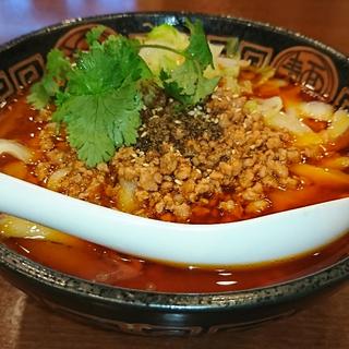 (坂上刀削麺)