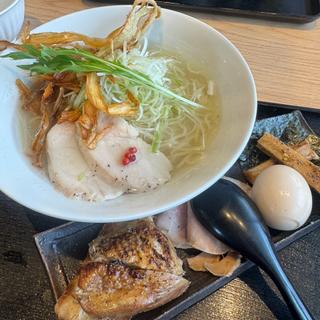 泉州貝出汁塩ラーメン 特製盛りセット(麺屋たけ井 貝塚店)