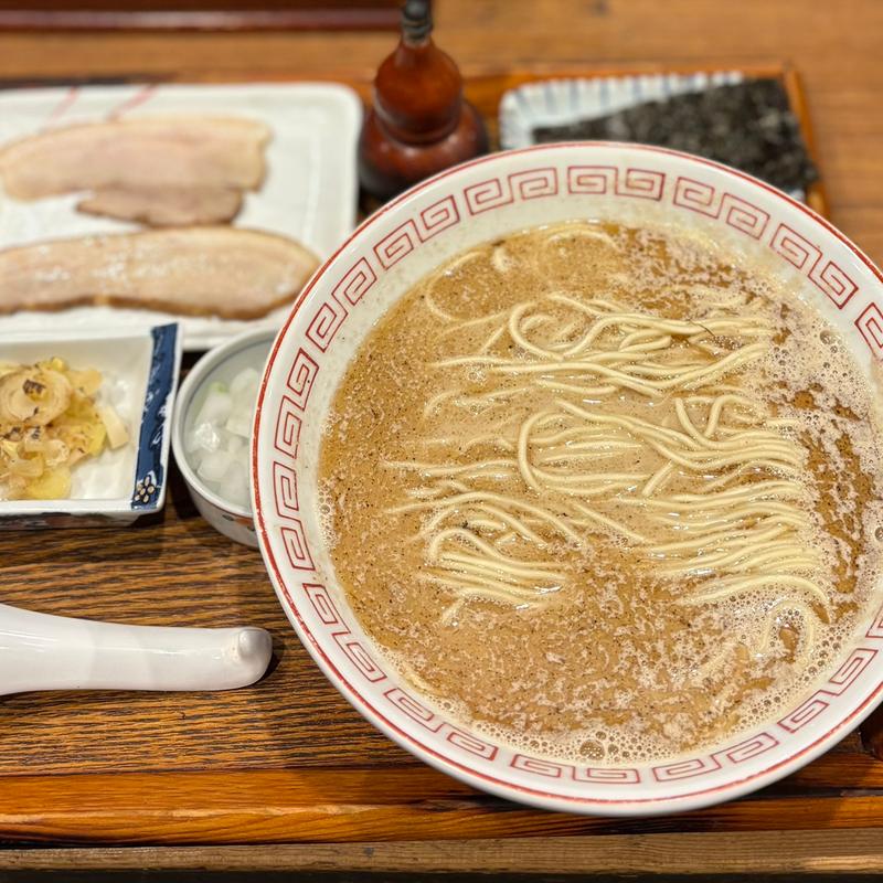 鯖(炭火焼濃厚中華そば　奥倫道)