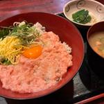 ねぎトロ丼(まどもあぜる )