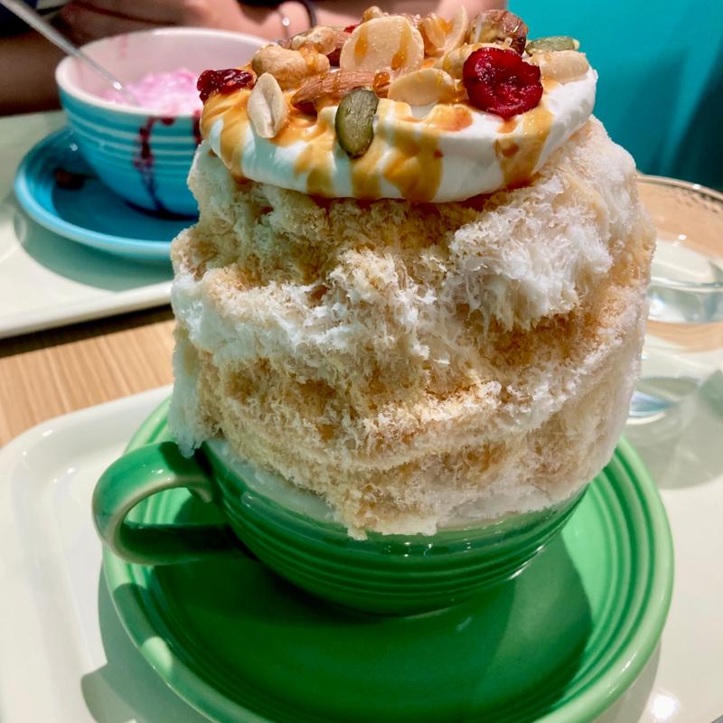 バナナ塩キャラメル氷(かき氷&デザート&カフェ ボンジョルネ)