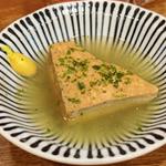 貝出汁おでん 厚揚げ(釣宿酒場マヅメ 野毛本店)