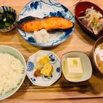 銀鮭の西京焼きお刺身小鉢付き