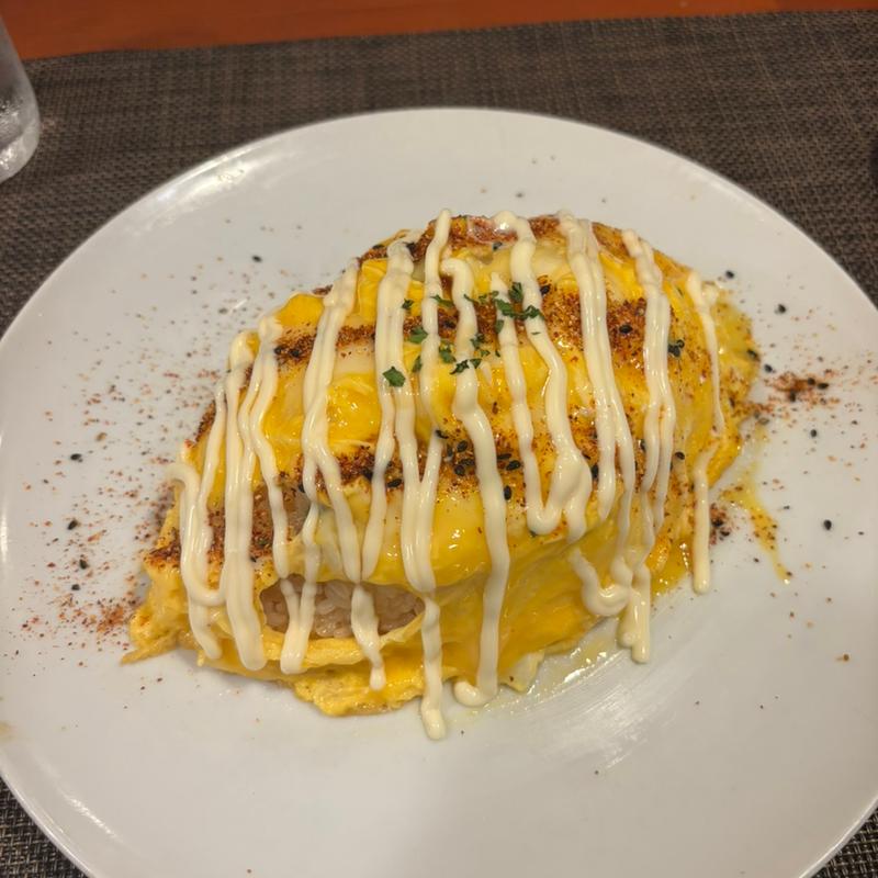 お正油オムライス(めぐろ三ツ星食堂)