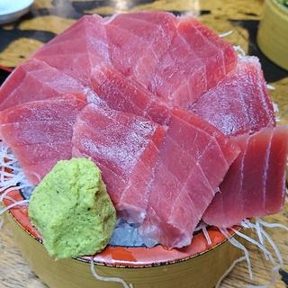 (タカマル鮮魚店 本館)
