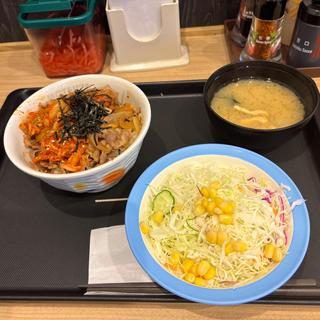 キムチ牛めしランチセット並盛