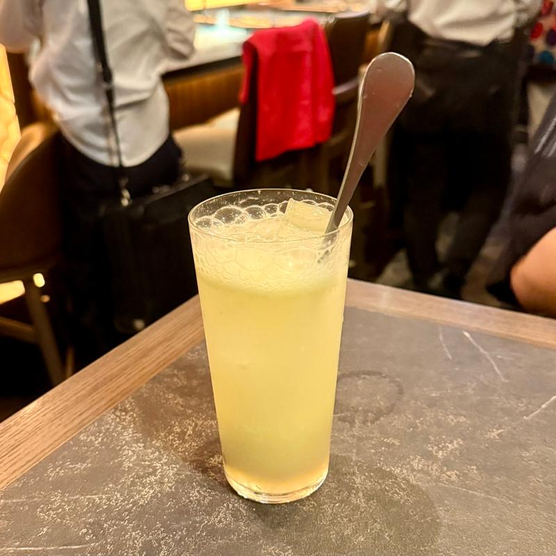 ハニーレモンサワー(新宿オイスターバーワーフ)