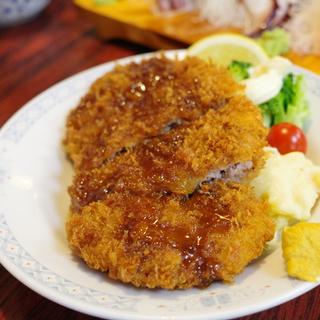特大メンチカツ