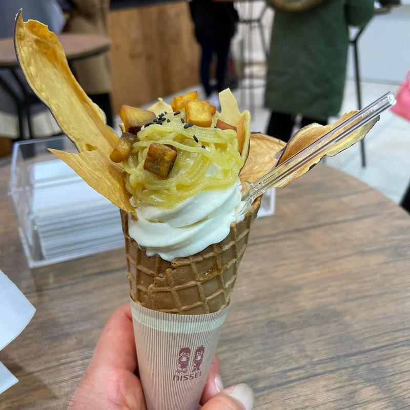 恋するさつまいも モンスターソフトクリーム(食祭テラス)