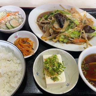 肉ヤサイ定食