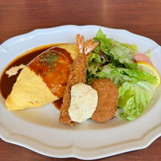 ロイヤルオムライスwith天然海老フライ&蟹のクリームコロッケ