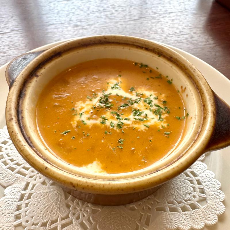 オマール海老のクリームスープ(ロイヤルホスト三国店)