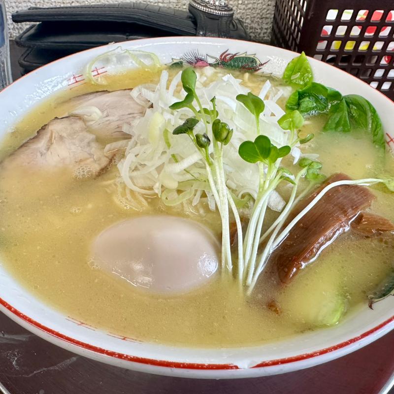 味玉二代目SST(E・Y竹末 （イーワイタケスエ）)