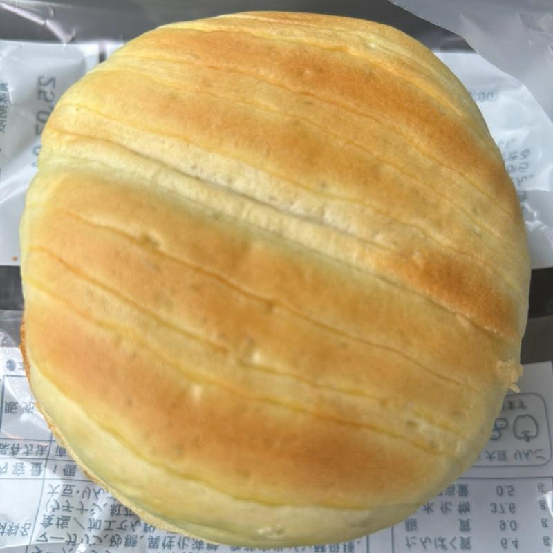 天然酵母パン メロン(ドラッグアカカベ 甲斐田東町店)