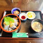 しめサバ海鮮丼定食