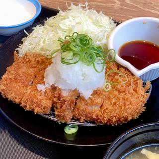 国産雪国育ち鬼おろしポン酢ロースかつ定食 クーポン割引