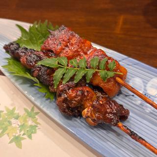 うなぎの短冊と肝串焼(寿司厨房 六山)