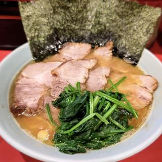 チャーシューメン(横浜家系ラーメン 黄金家)