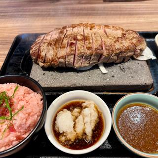 1ポンドサーロインステーキ