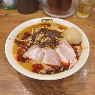 辛辛濃菜麺(味玉付き)