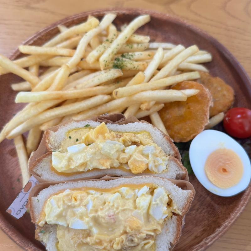 ホットたまごサンド　ポテトセット(糸島カフェ ファームハウス UOVO)