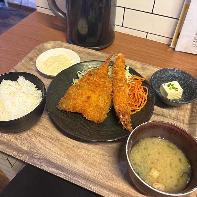アジフライ定食 ちっちゃいの(ムシャムシャ食堂)