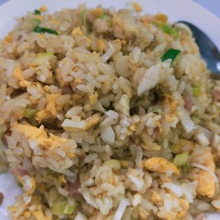 ニンニクチャーハン(中華料理 源隆)