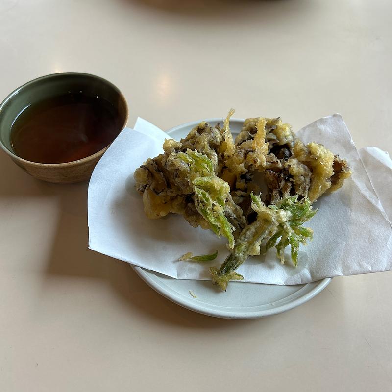 みなかみ産舞茸の天ぷら(レストラン諏訪峡)