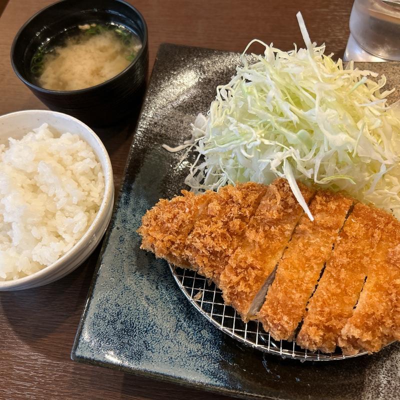 とんかつ定食120g(とんかつ井上)