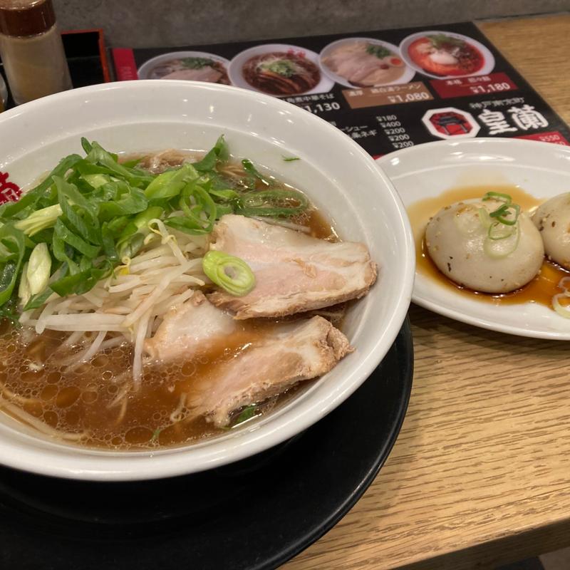 中華そばと焼き小籠包セット(皇蘭 南京町本店)