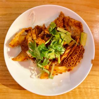 牛ハチノスとセロリの辛味和え
