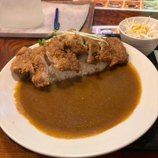 八ツ山カレー (中華風カツ)(ロビンソンクルーソーカレーハウス)