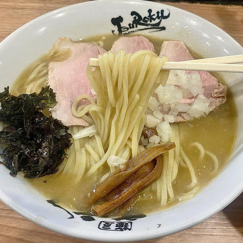 冷製煮干しそば(麺屋丈六 キーノ和歌山店)